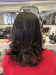 -镁连社·美联社