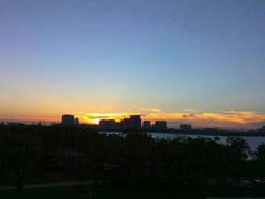 -上海滴水湖皇冠假日酒店