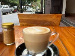 热拿铁-Saffron Coffee