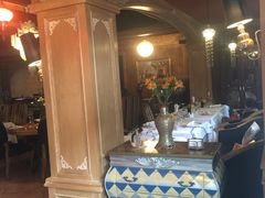 -火车头法国西餐厅