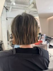 -SALON DE VANHADA