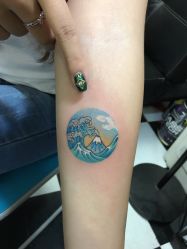 -Black Tattoo Studio