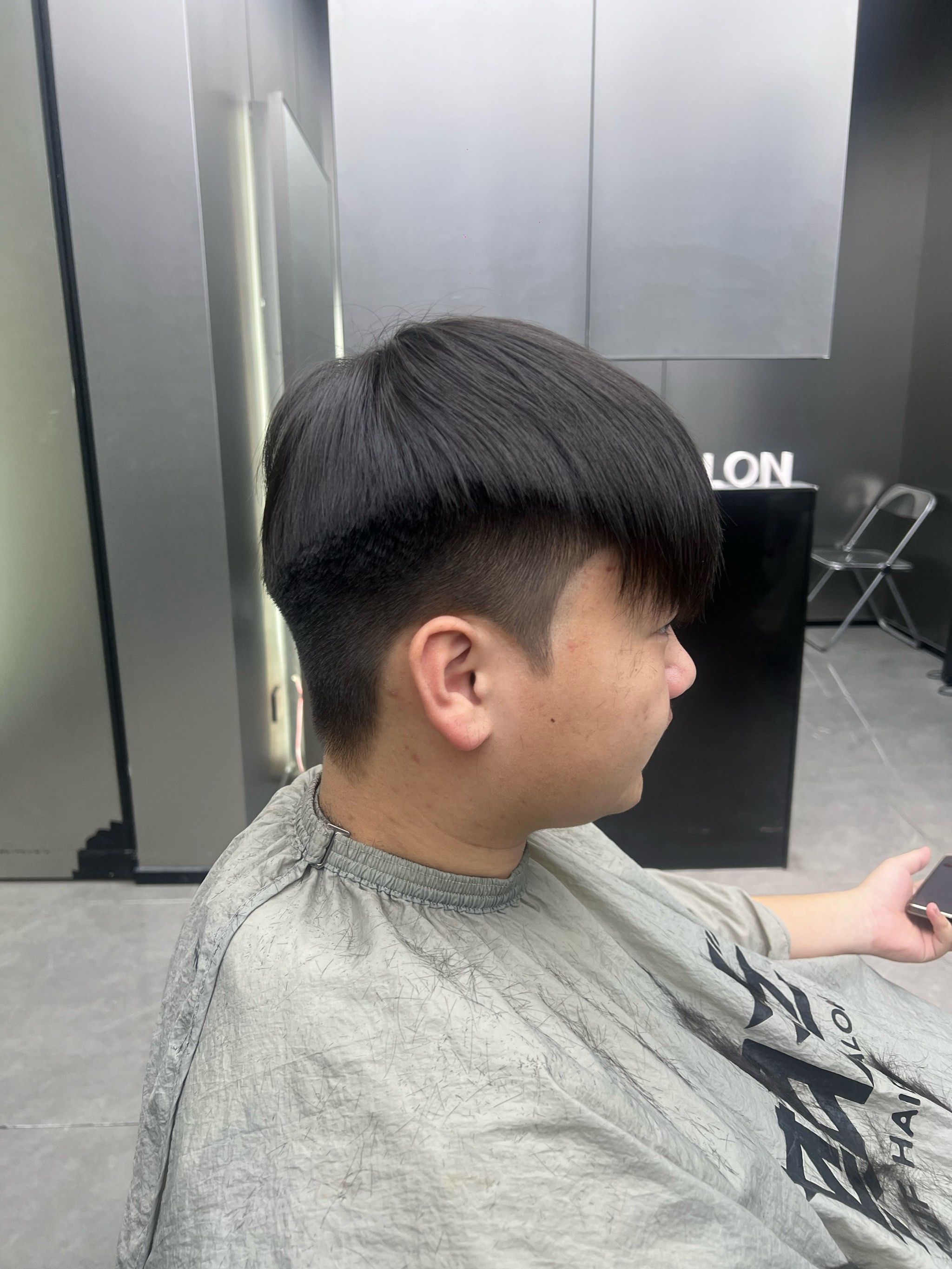 看我如何拿捏这个锅盖头