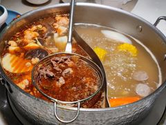 吊龙-左庭右院鲜牛肉火锅(浦江欢乐颂店)