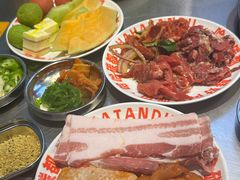 -哈哈碳都·牛肋条无限自助烤肉(台江万达店)