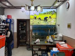 -湖南人家湘菜馆(镇江路店)