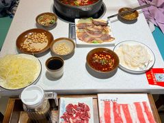 -贵府酸汤牛肉火锅·贵州老字号(飞山街店)