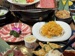 -明洞阿姨·韩式酱蟹烤肉·创意料理(三元桥店)