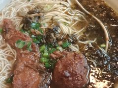 -佬钱湾仔(衣裳街店)