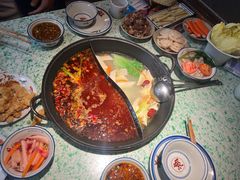 -鸿姐老火锅(疁城新天地店)