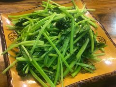 -燕兵眉州肥肠鱼饭店