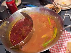 -由衷贵州酸汤牛肉火锅(新桥店)