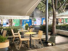 -VERIE BAKEHOUSE