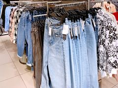 -H&M(鹏欣水游城店)