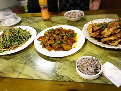 -东北菜冰城一家人