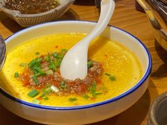 -野山舂·贵州现舂酸汤火锅(鸿通城店)