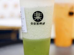 玫珑蜜瓜酪酪-LELECHA乐乐茶(美罗城店)