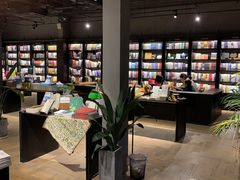 -阅西安新华书店(翠华南路店)