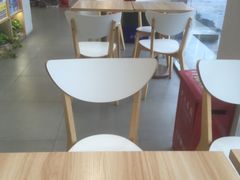 -新华传媒教材书店(中山南二路)