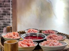 -王婆乔鲜鱼自助火锅(蜀汉路店)
