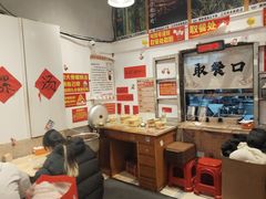 -柳州肥姨妈大骨螺蛳粉(万达中心店)