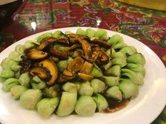-闯关东东北农家菜(崂山石老人店)