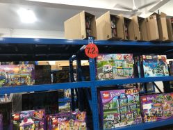 -逝水玩具折扣店
