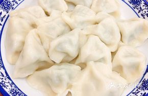 Fresh Pork and Chives Dumplings
