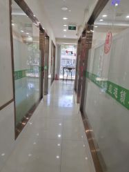 -苗医生专业祛痘·皮肤管理