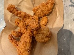 -必胜客(尹山湖歌林公园店)
