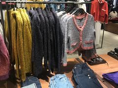 -URBAN REVIVO(西安Momopark店)