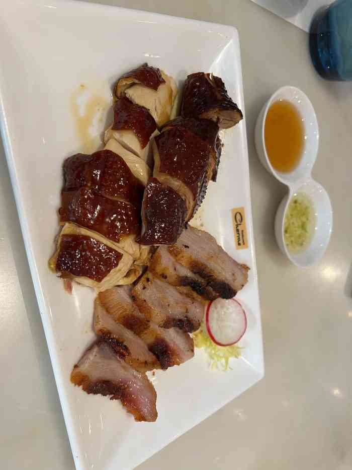 港丽餐厅(百联西郊购物中心店)