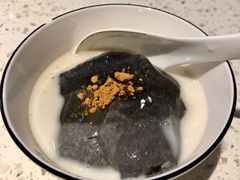 杏仁黑芝麻布丁-食之六七·面(朝阳大悦城店)