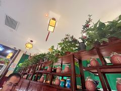 -江城小馆陕南妈妈菜·全球旅行餐厅(钟楼店)