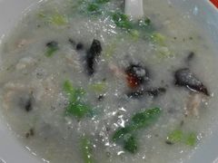 皮蛋瘦肉粥-西关明记肠粉(荔枝湾店)