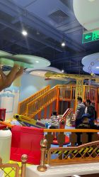 -MELAND CLUB亲子乐园•派对(虹桥万象城店)