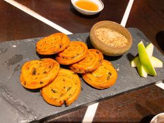 鸭肝葱油饼-杭州西子湖四季酒店·金沙厅