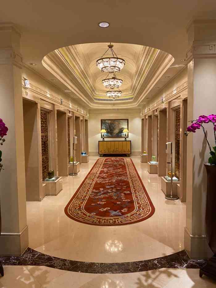 夏宫·中国大饭店-"去过几次,一直觉得他家的服务员就是国企职.