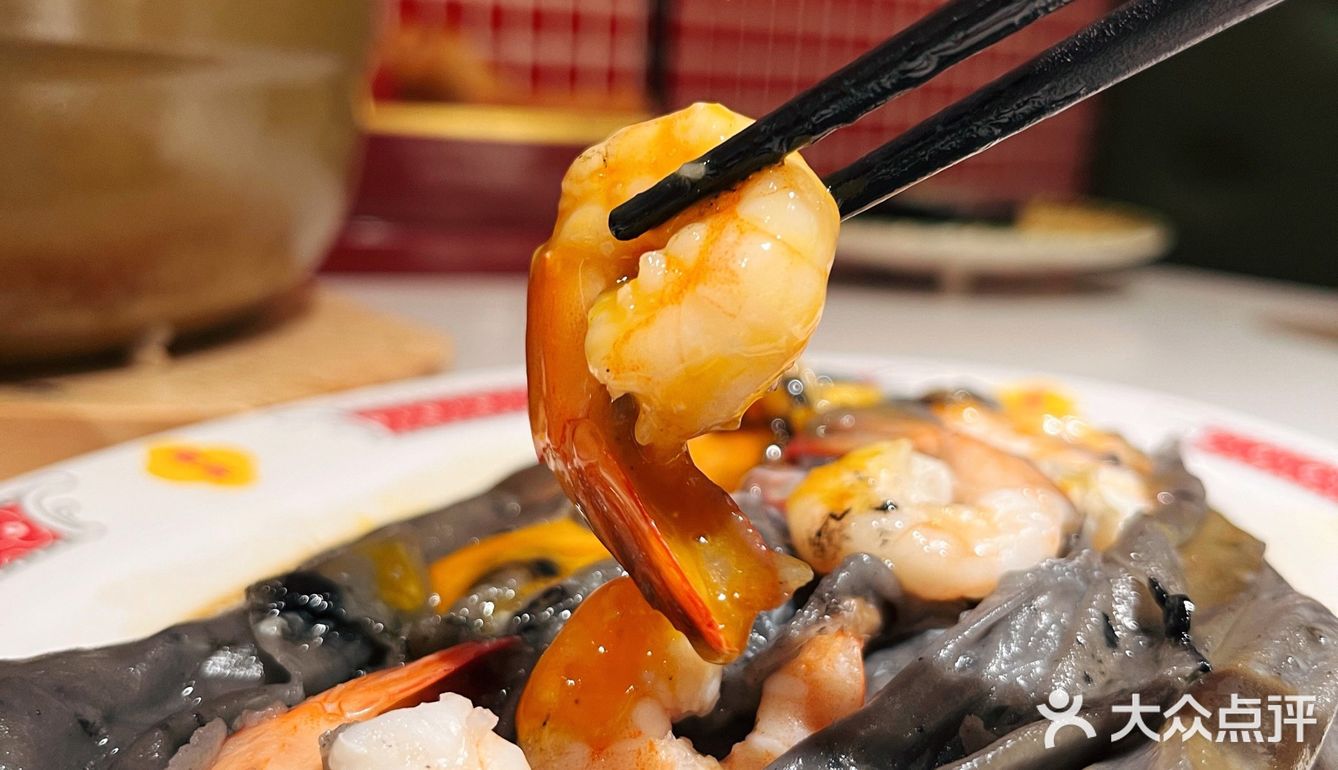 让美食博主念念不忘的煲仔饭竟然是…