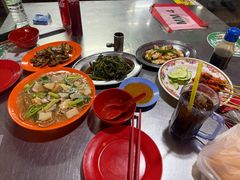 -黄亚华小食店(Jalan Alor)