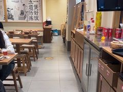 -煲仔皇腊味煲仔饭(经四万达店)