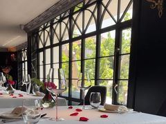 -弦月窗LUNETTE BY AMANDA(复兴路店)