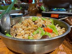 -老滇山寨•云南特色菜•地方菜•民族风情歌舞表演(金碧店)