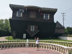-金山农民画村-枫泾波兰倒置屋