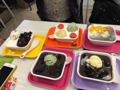 -满记甜品(巴黎春天宝山店)