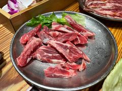 极品牛肋条-青瓦炭韩潮烤肉(花园道店)