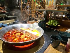 -湊湊火锅·茶憩(南京东路悦荟店)