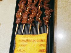 -鲁小三·大骨自助(金山总店)