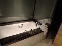 -重庆富力艾美酒店