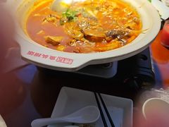 -魏铭鱼头捞饭(晋阳路店)